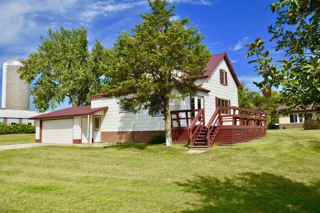 Roscoe Farm House