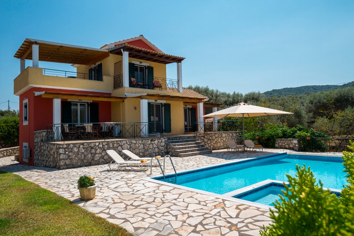 Villa Eleni - Private Pool - View To The Sea