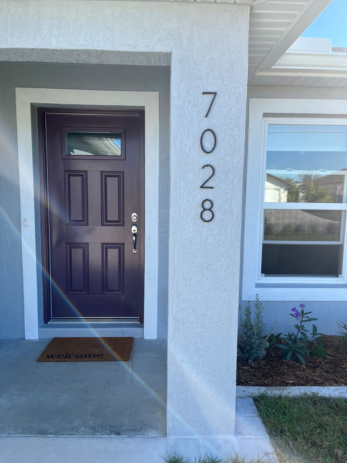 Beautiful Englewood Home Near the Beach