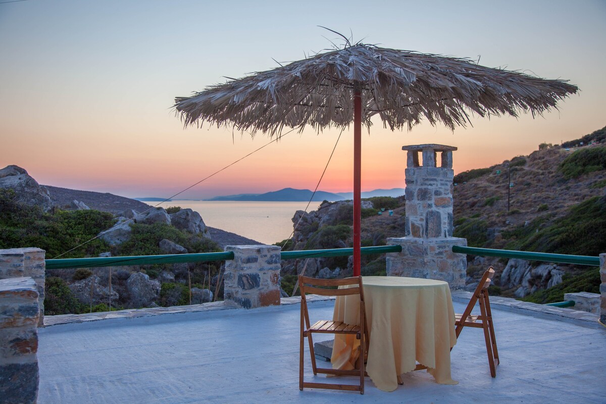 Remote & romantic cottage in Amorgos island