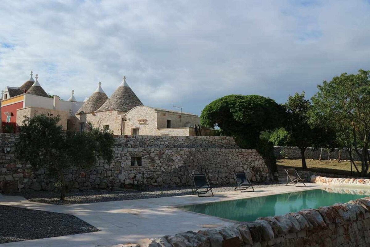 Casa Carrubo with pool in in Itria Valley