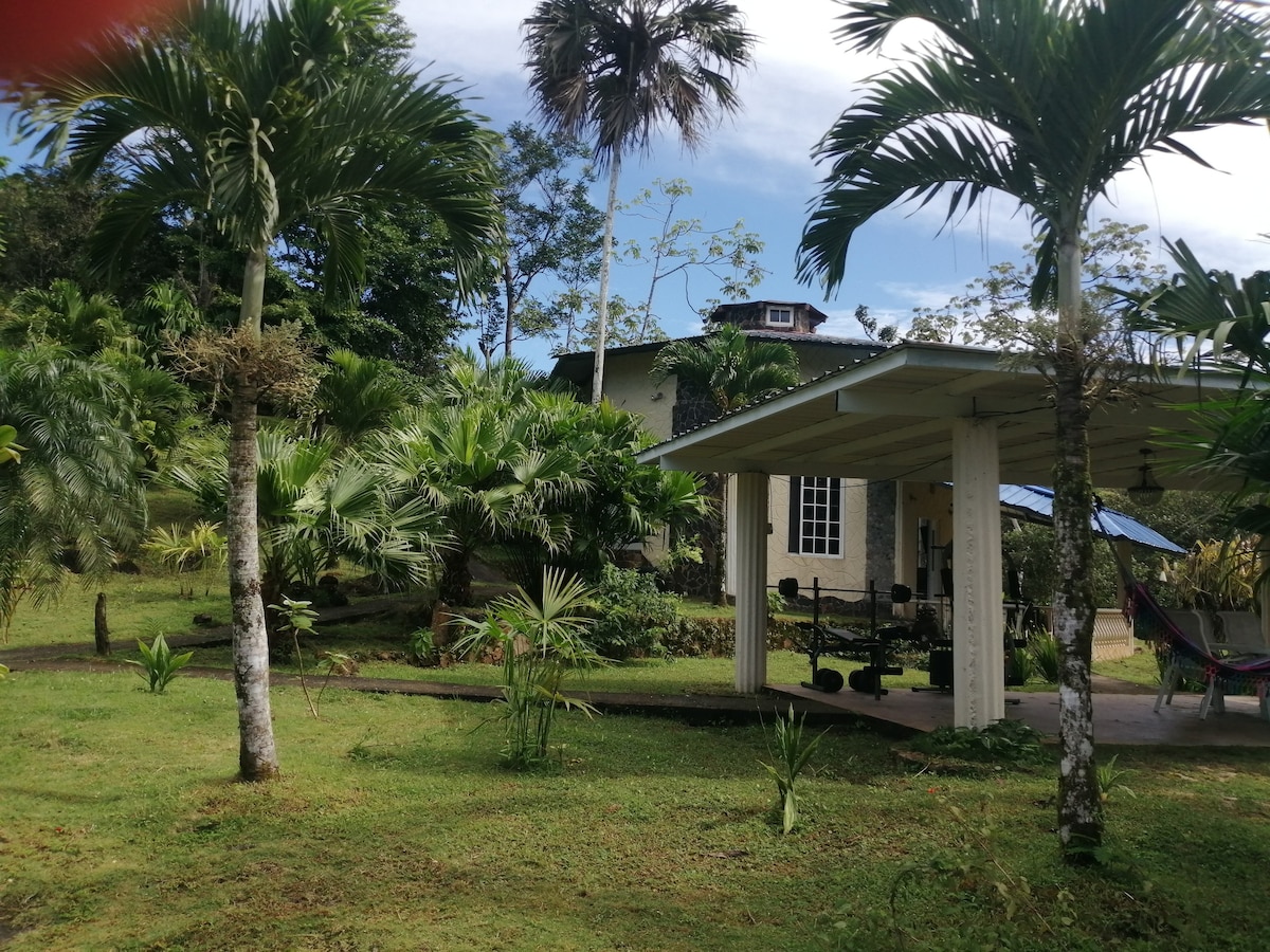 Round House River Dreams Cerro Azul