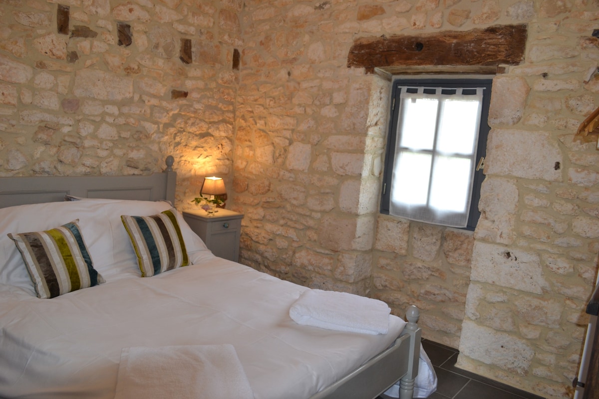 1卧室，靠近萨尔拉特（ Sarlat ）、蒙蒂尼亚克（ Montignac ）、罗卡马杜尔（ Rocamadour ）