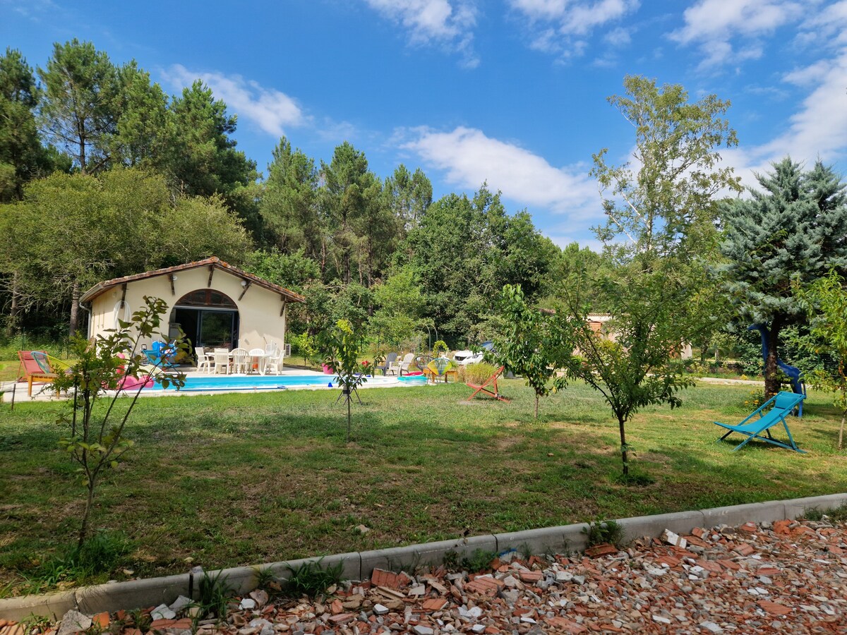 maison avec piscine privée