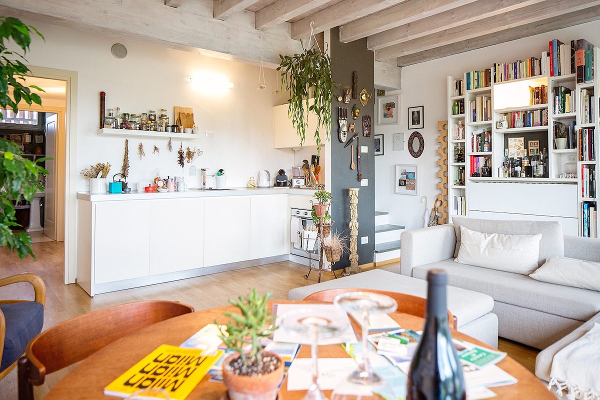 位于Franciacorta葡萄酒产区的舒适和阳光明媚的公寓
