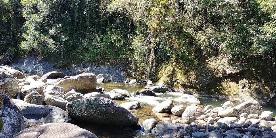 Cachoeiras de Macacu的民宿