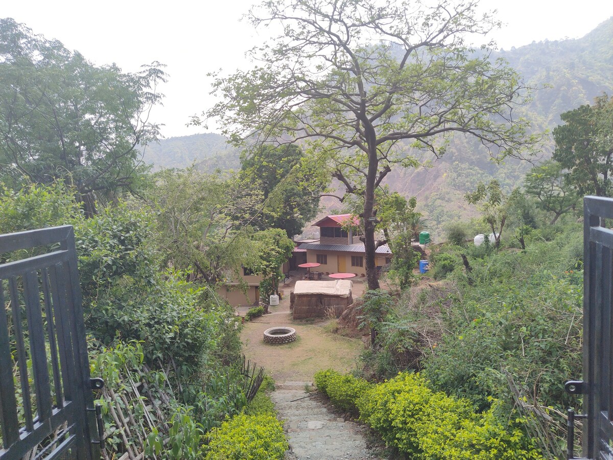 喜马拉雅山上的大地之家-寄宿家庭# 3 @ etuadv