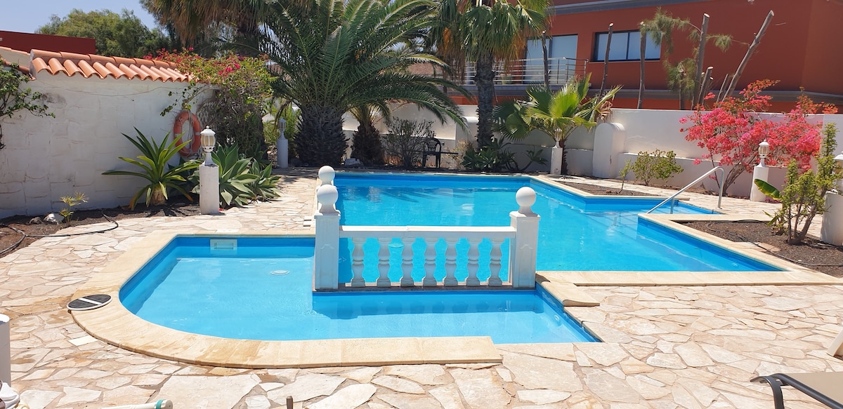 Villa Océano mit beheiztem Pool