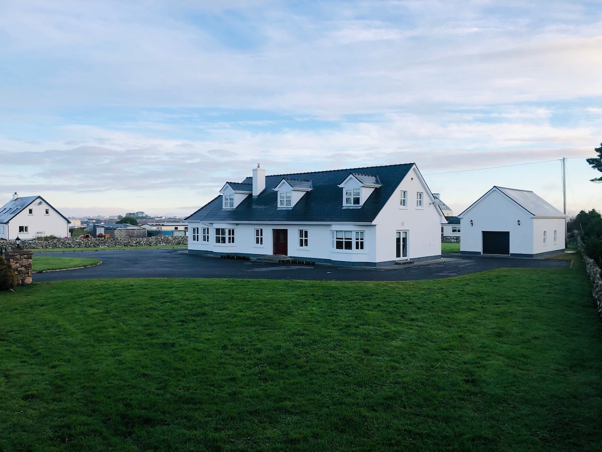 Irish-Kiwi home Eircode H91NPE8 Lettermore Galway