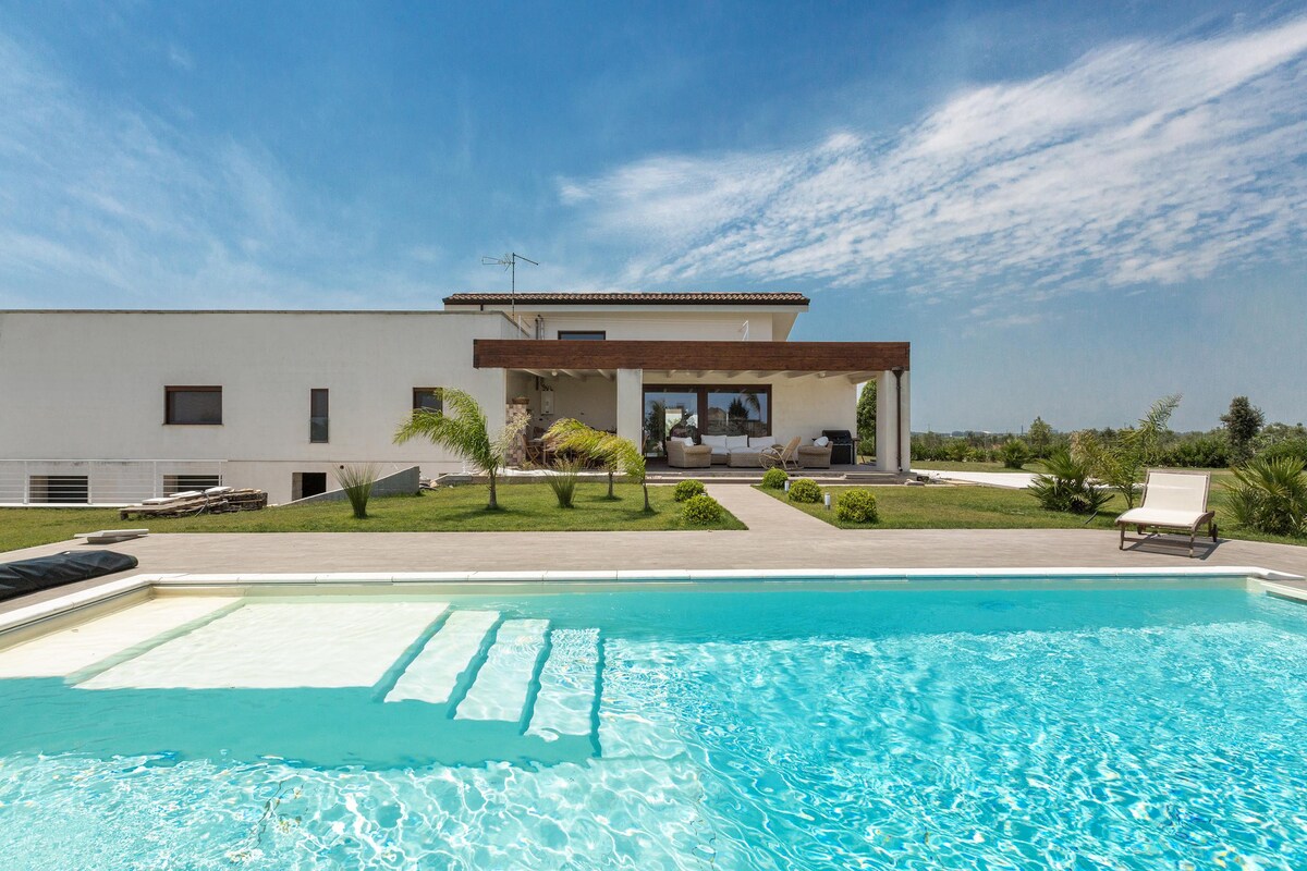 725 Villa Giulia Luxury Suite by Perle di Puglia