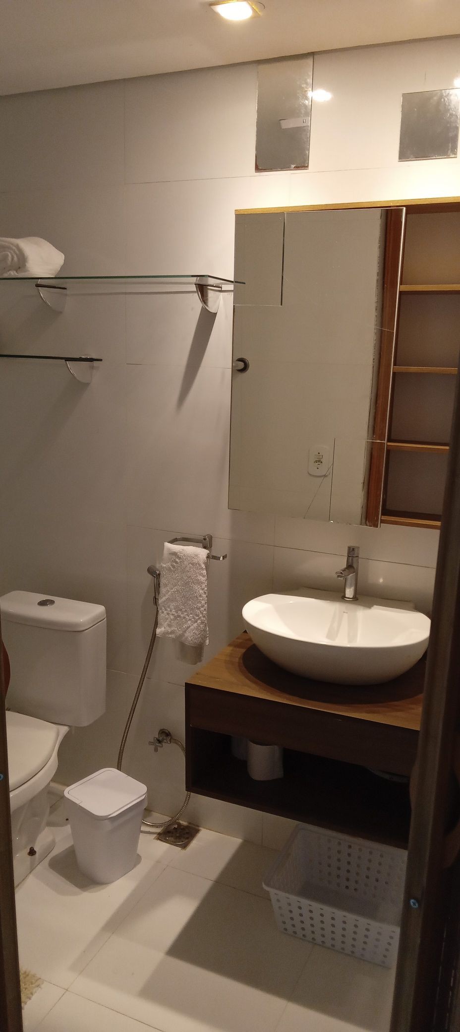 Apartamento inteiro mobiliado