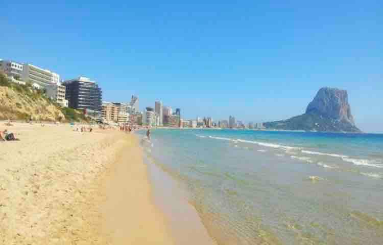 Calpe, playa arenal, centrico