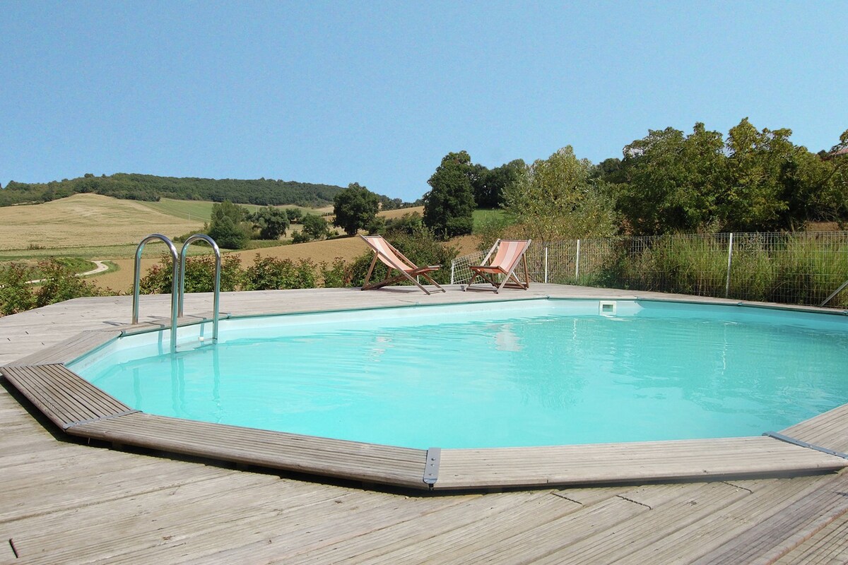 法国蒙塔德有私人泳池的漂亮别墅