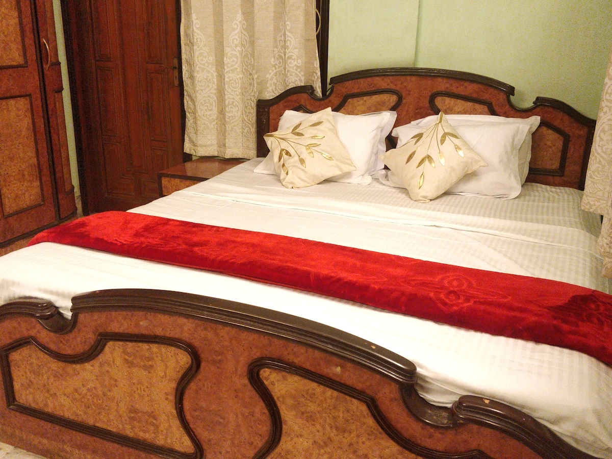 Jayantihomestay 4BHKEntire Flat )Ballygunge-KOL-29