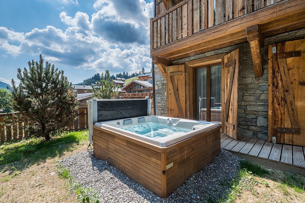 MOULIN III -带私人热水浴缸的豪华度假木屋