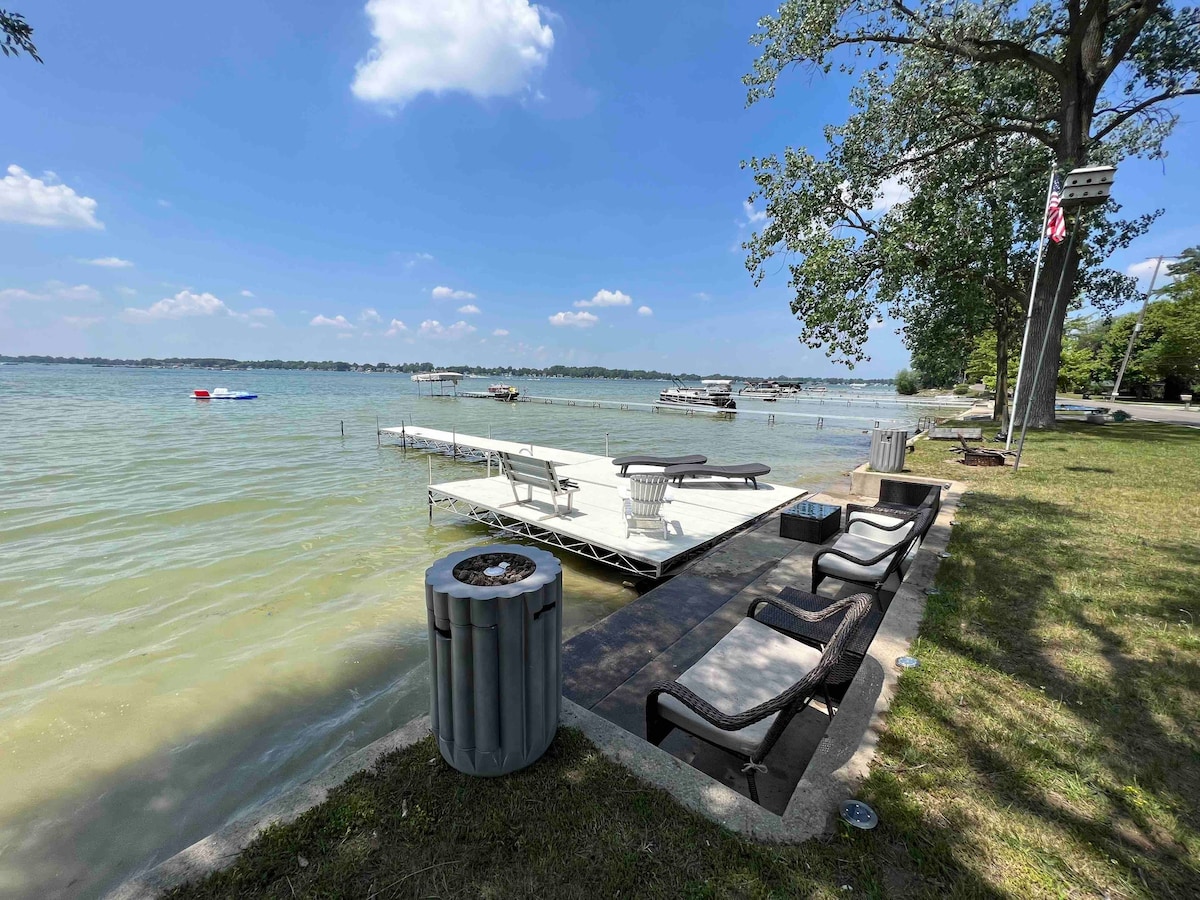 Spacious Coldwater Lakefront Home