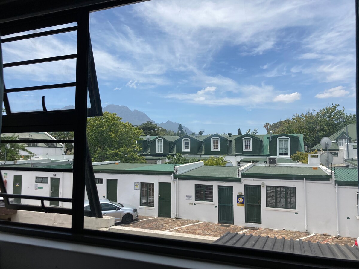 斯泰伦博斯中心（ Stellenbosch Central ）可爱的租赁单元