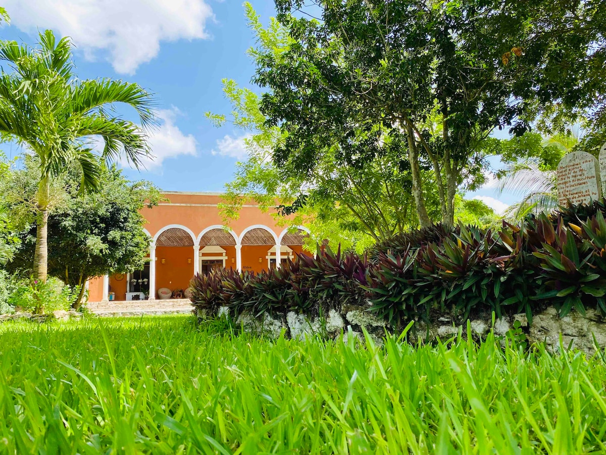 Hermosa casa con alberca Aldea Shabath