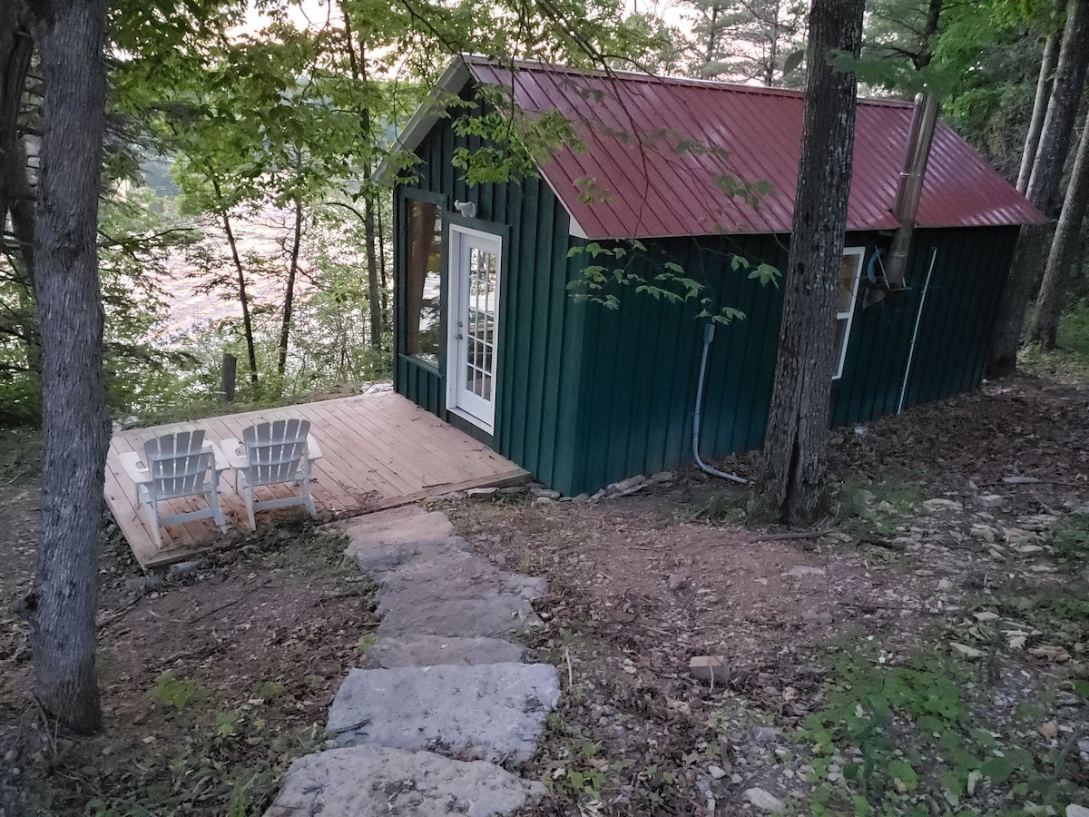 Waterfront Woodpecker Tiny Home