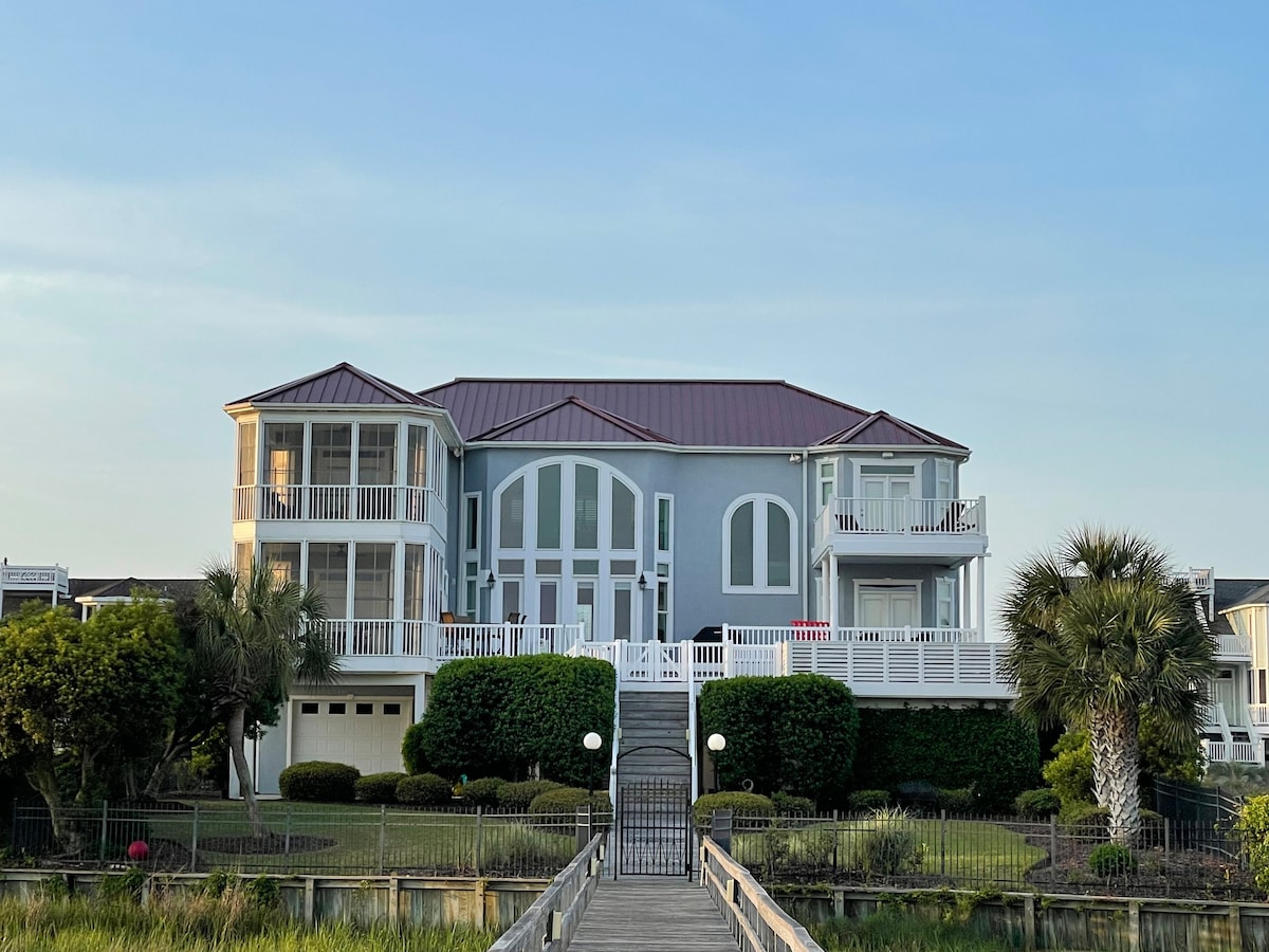 Luxury Waterfront Paradise at Ocean Isle Beach