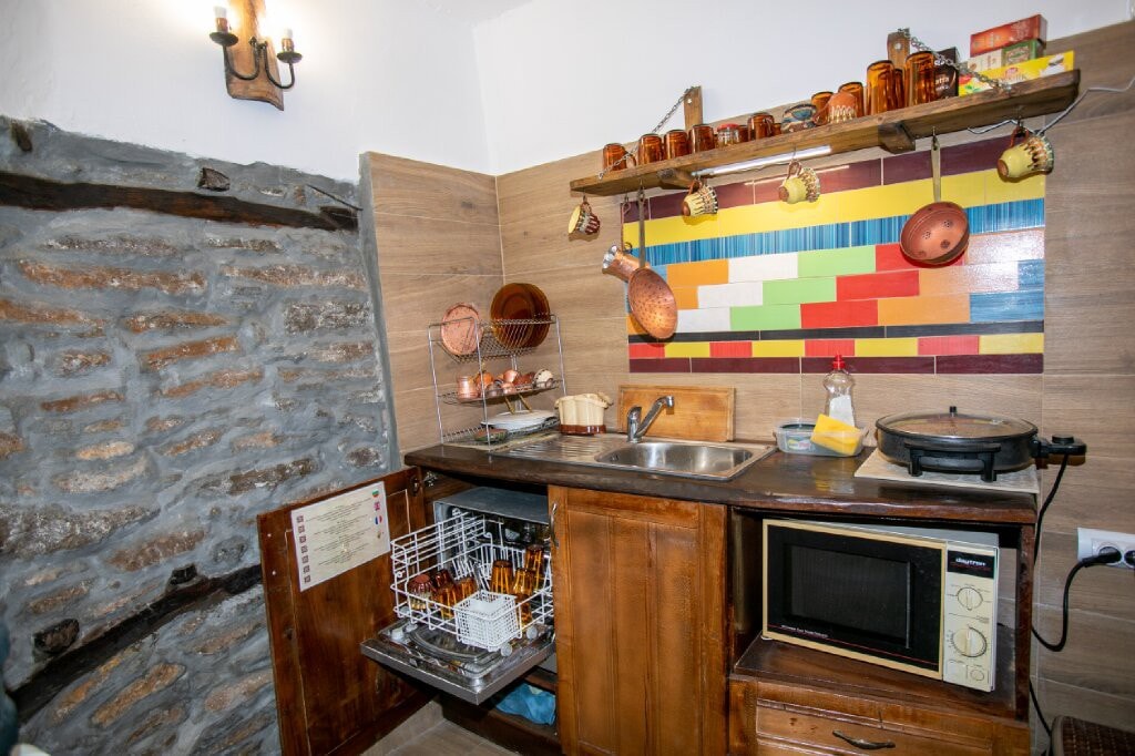 Cosy twin room in historical Bulgarian house