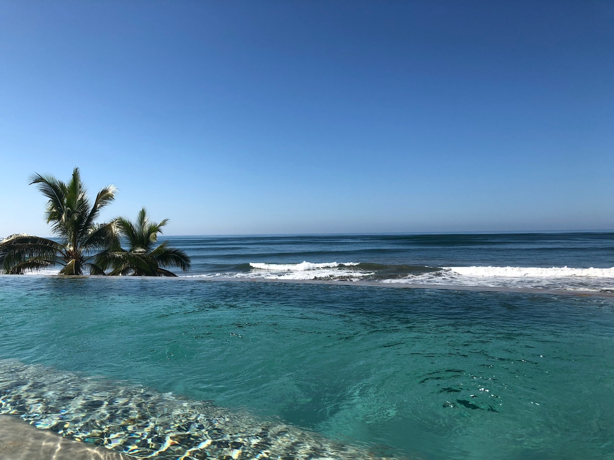 Casa Cuchara Saladita beachfront villas #3