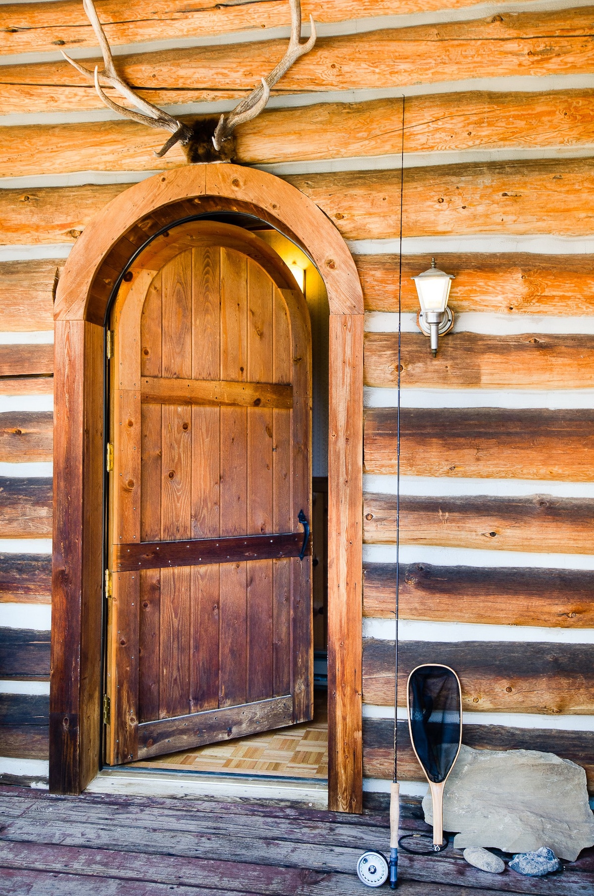 Bridger Bowl Ski的Bozeman Cabin in the Mountains