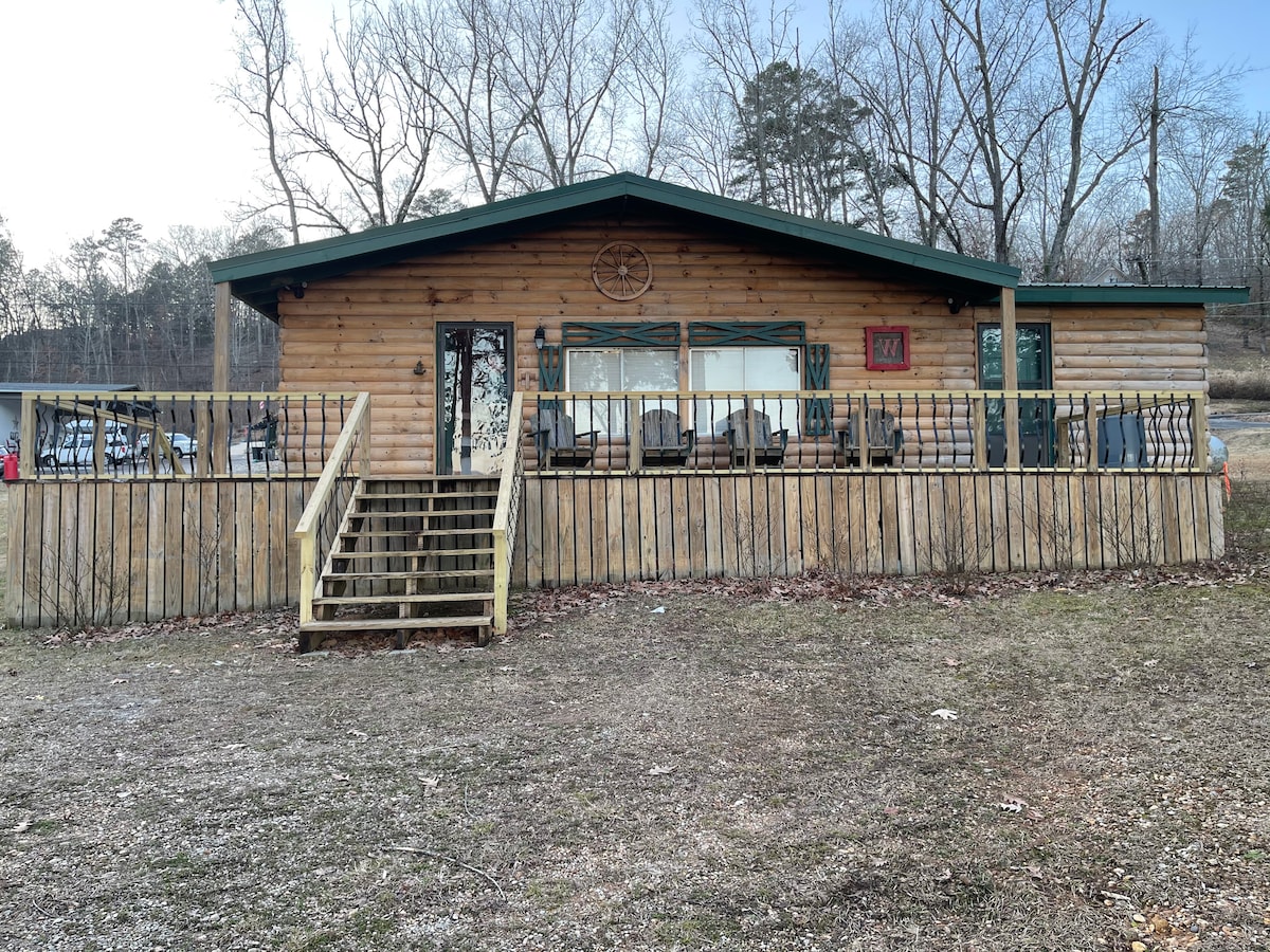 Jerry 's River Front Cabin