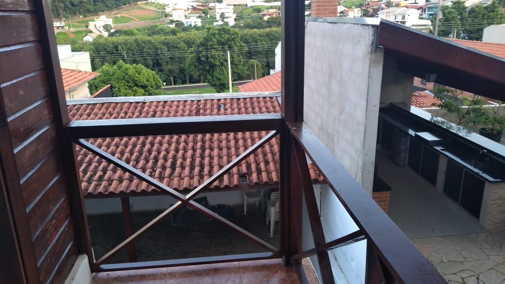 Casa 4 quartos em condominio fechado