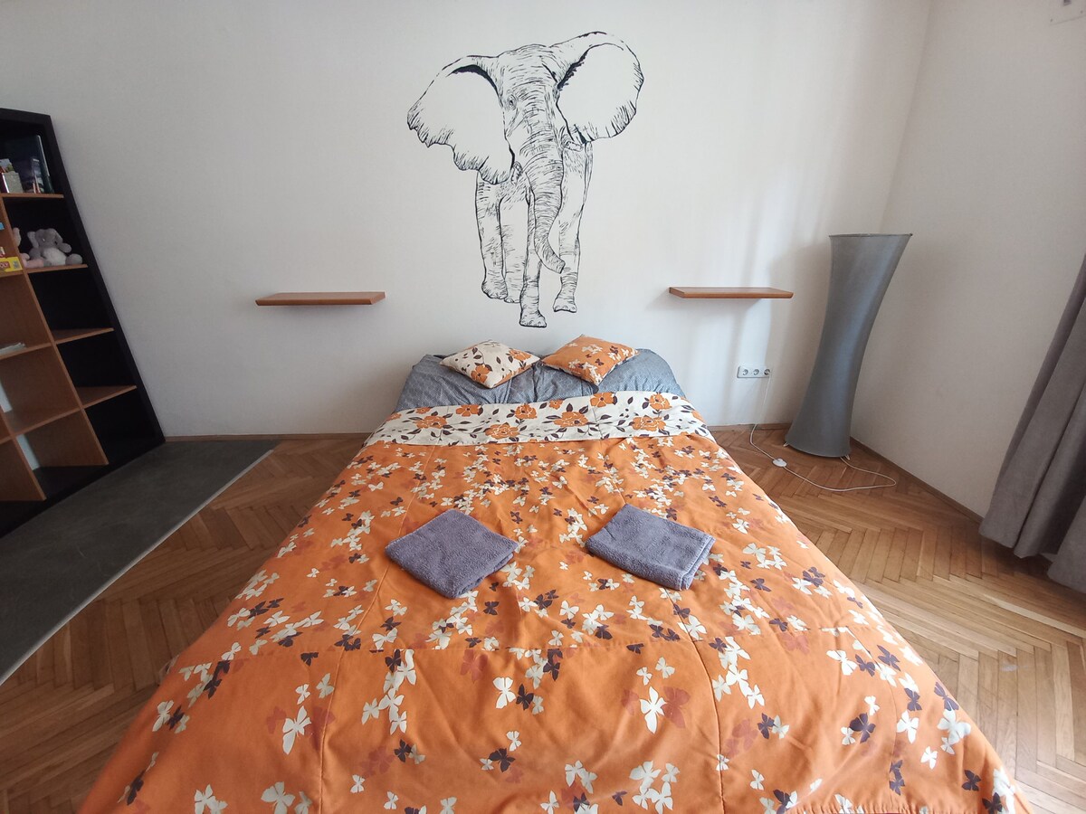 Elephant Apartman