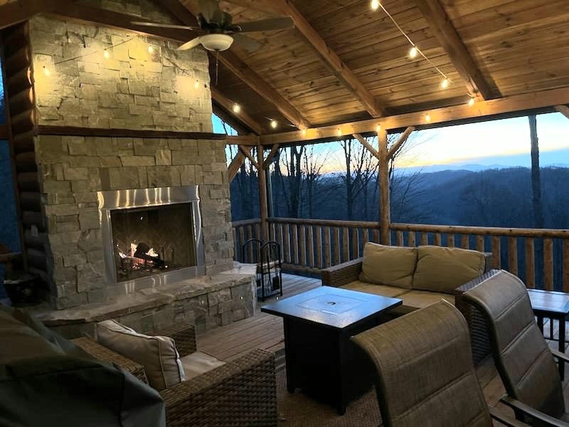 *Panaramic Views*Mountain Cabin near Asheville*