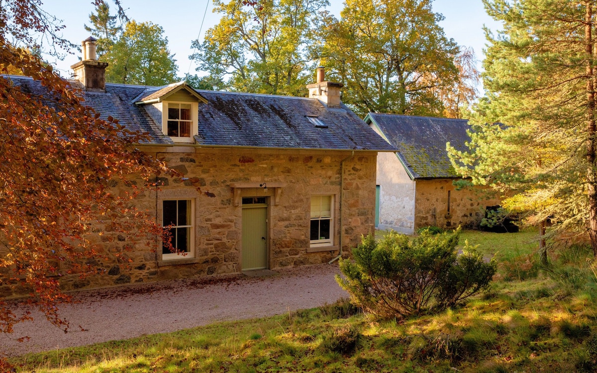 East Stables - Glenferness Estate