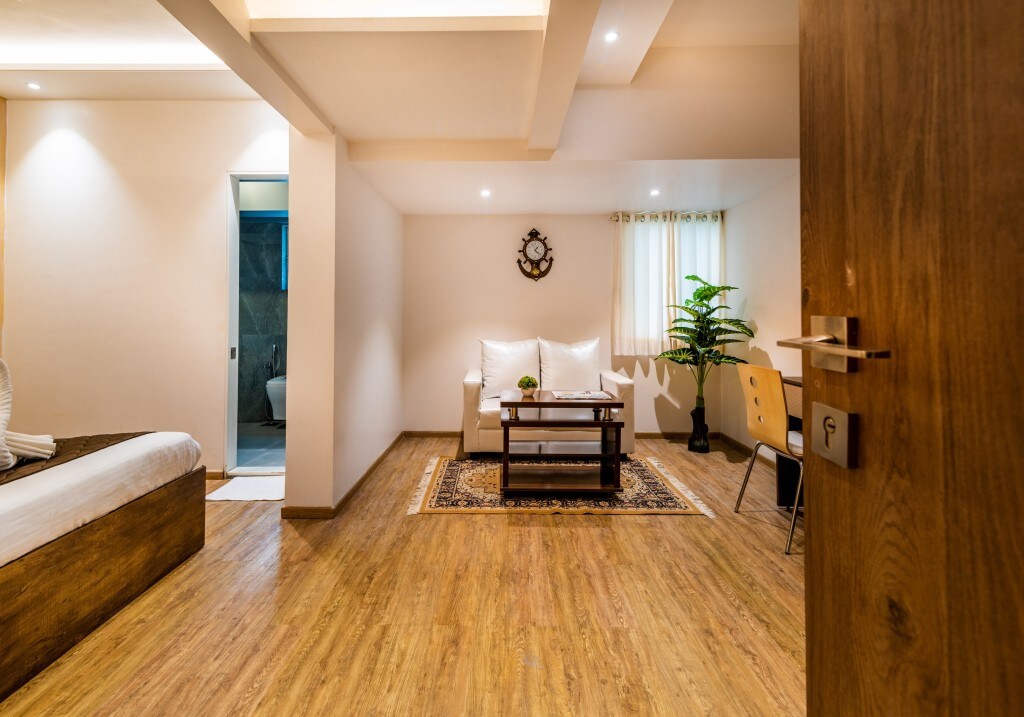 4 Bedrooms suite  - Close to Borivali Station