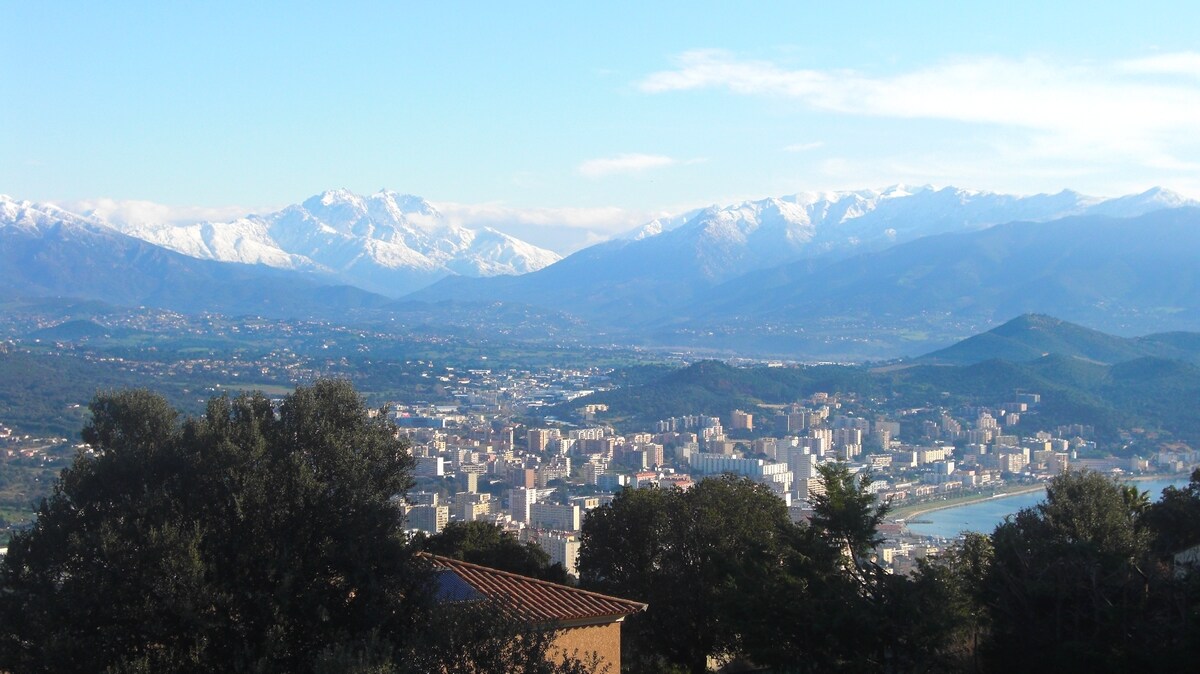 独立别墅楼层Ajaccio Salario