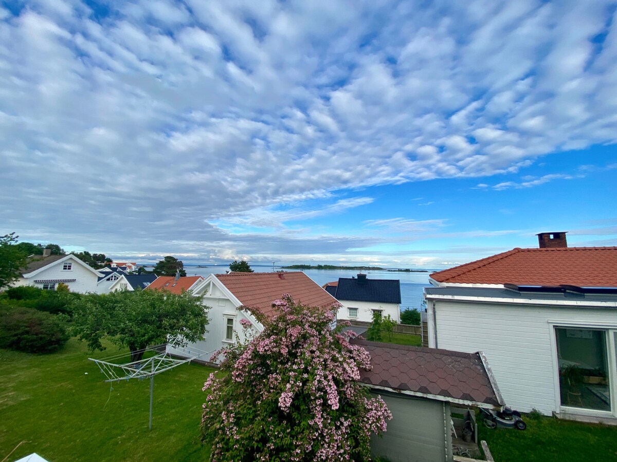 带海景的房源，带Tønsberg镇，步行2分钟即可抵达海滩