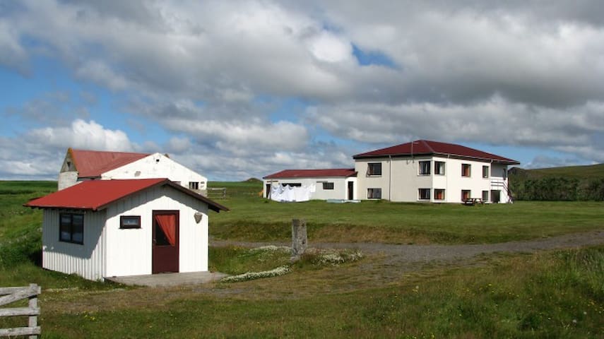 Reykjaskólavegur的民宿