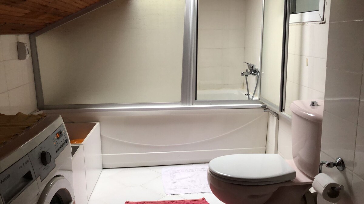 sitede özel teraslı banyolu full kat (entire flat)