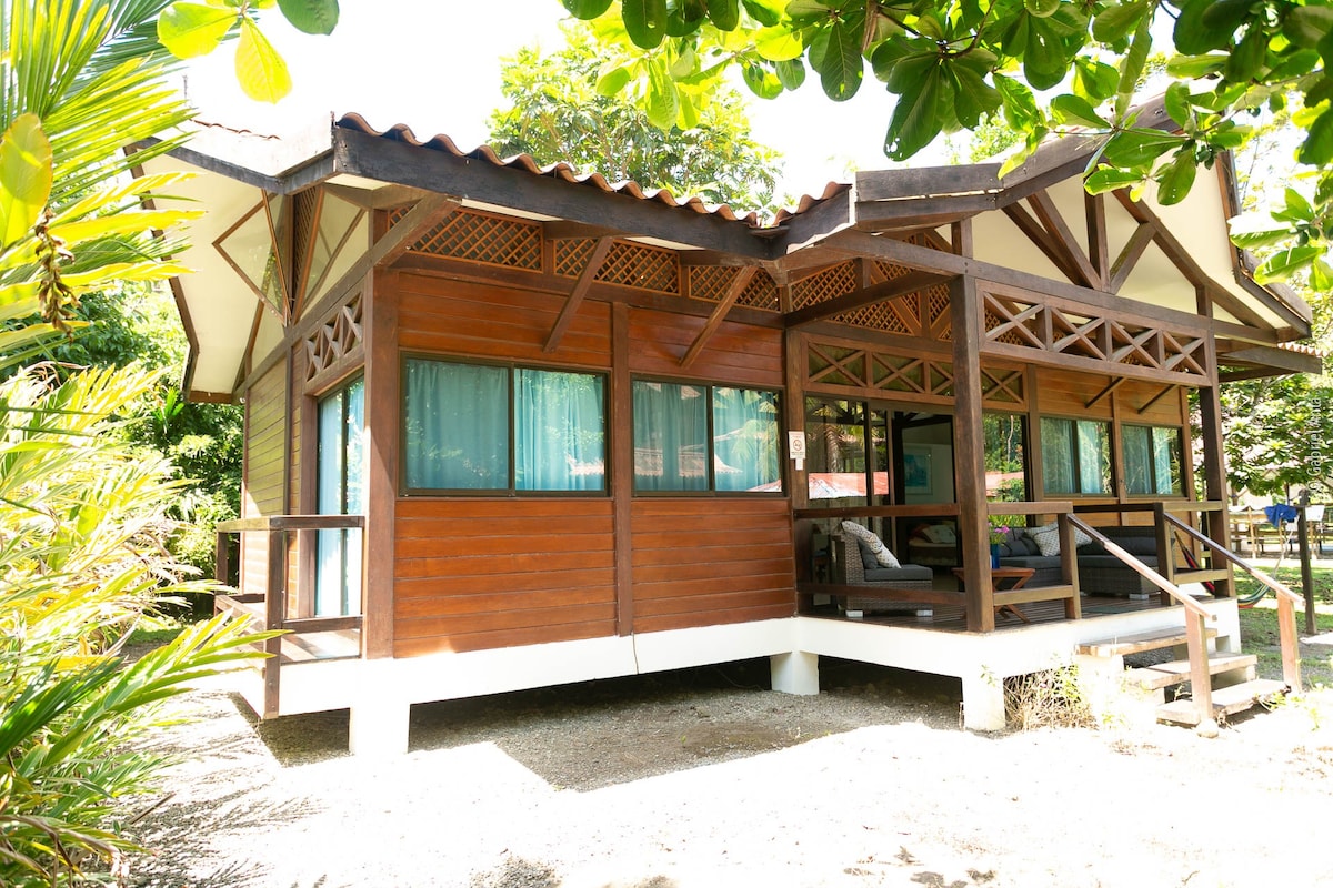 Kenaki小屋-设备齐全的海滨民宅