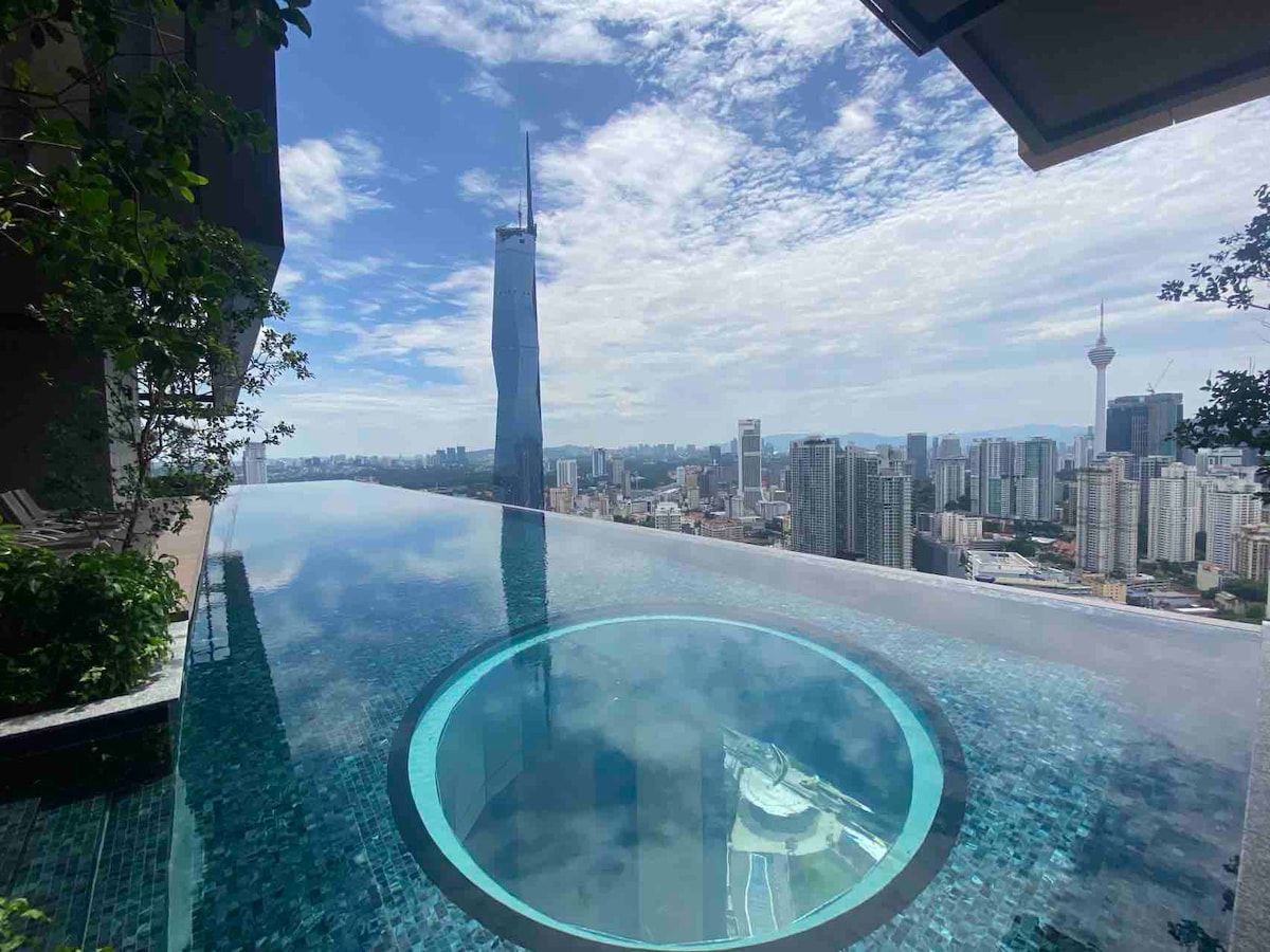 Infinity pool/ 2BR unit, face to KLCC, Lalaport 23