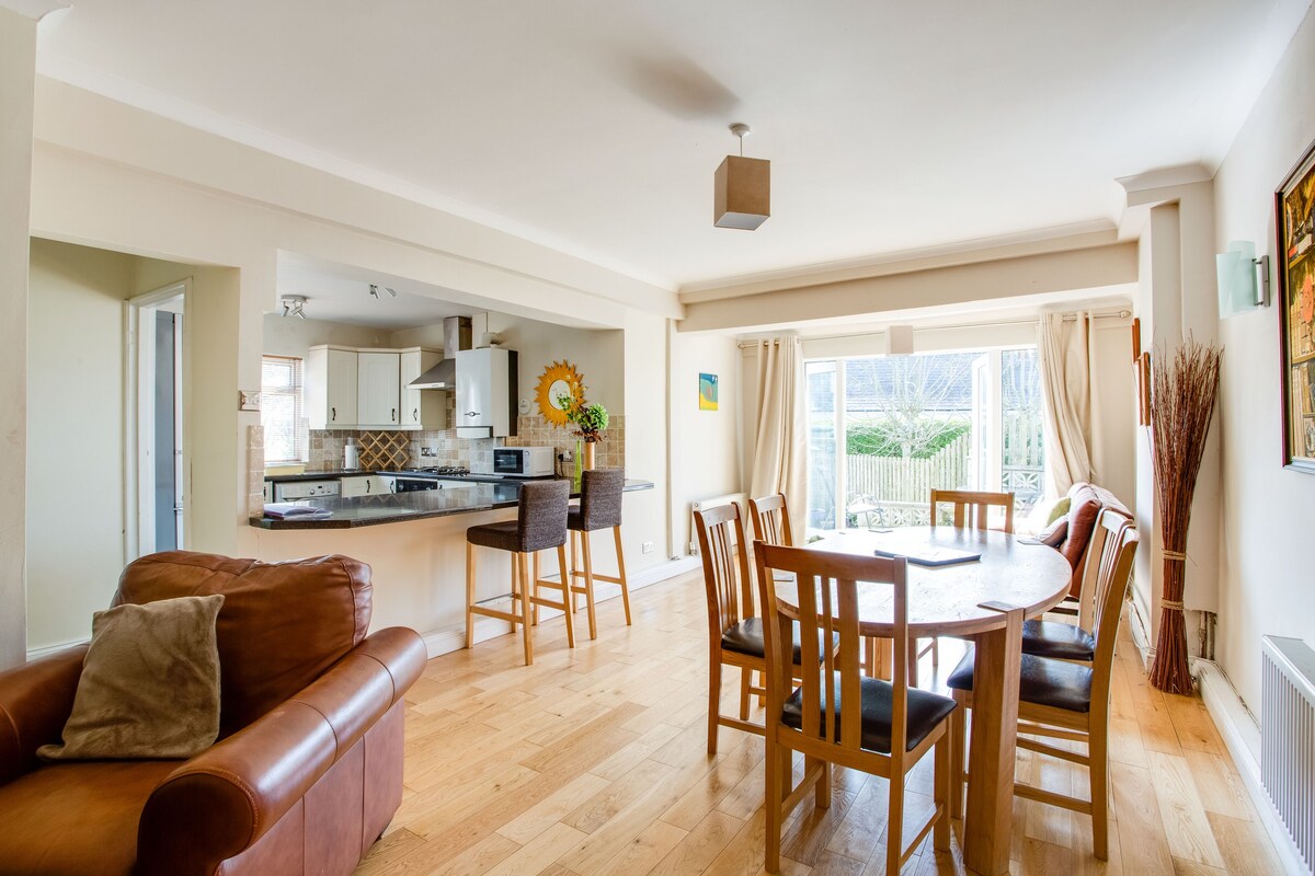 Sea Breeze Apt 3 Horton Port Eynon Bay Gower