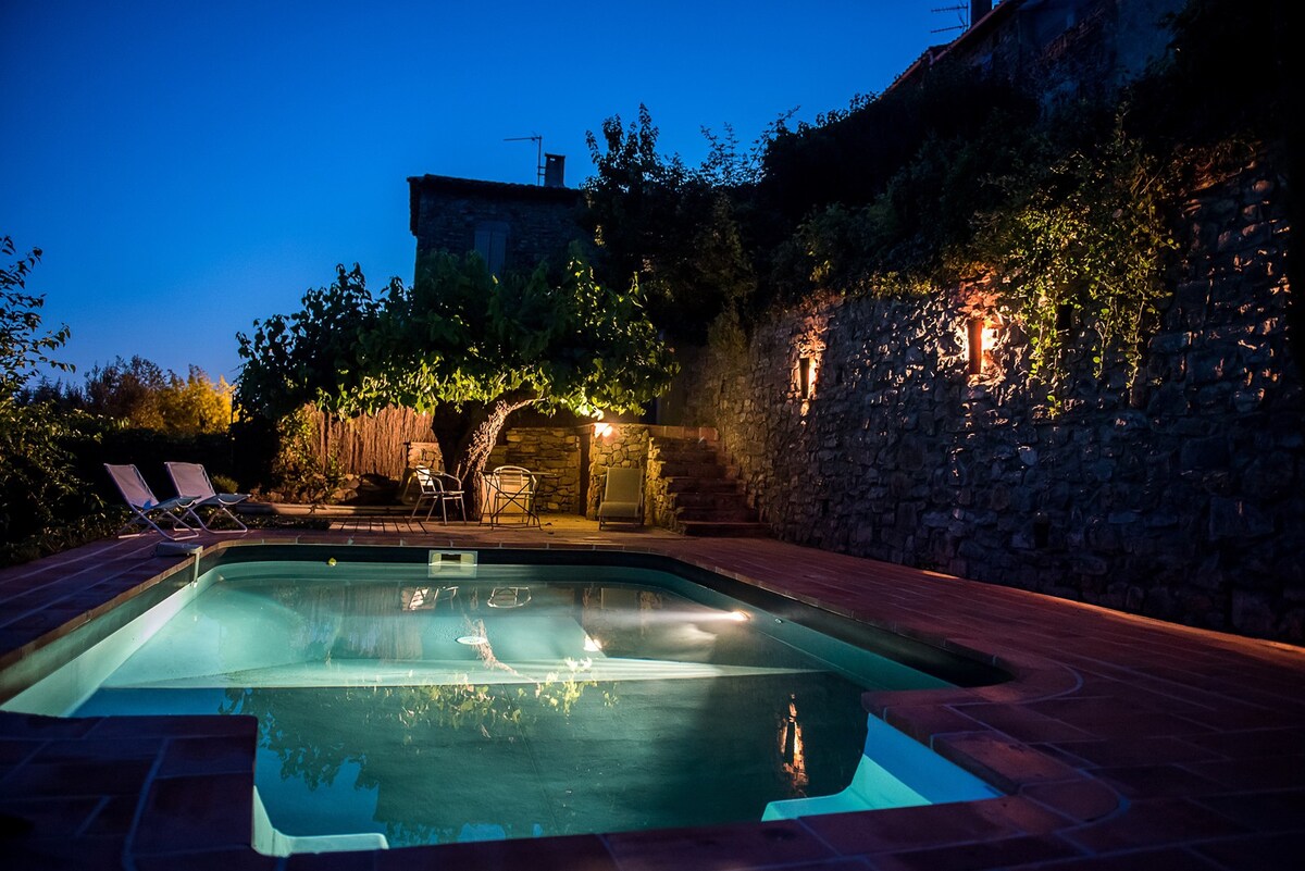 Maison climatisée dans les Cévennes avec piscine