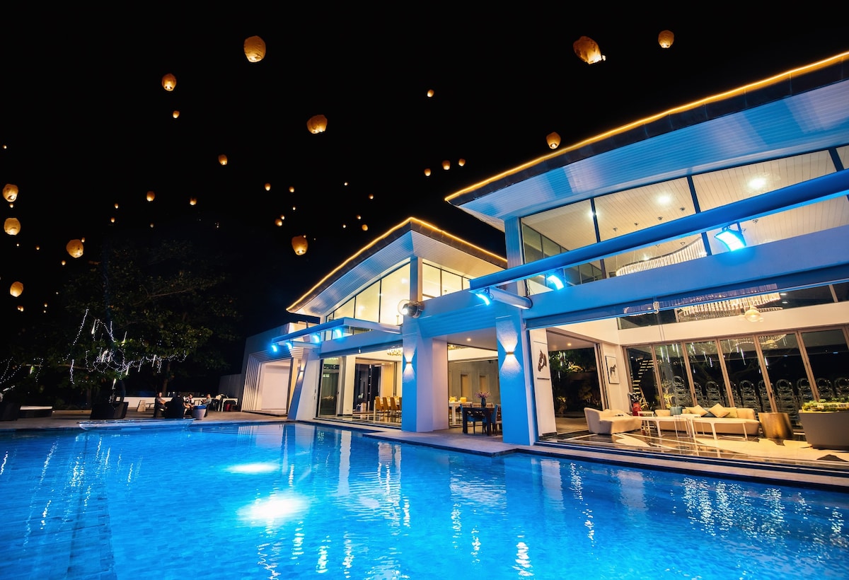 天空之城，正日落海景，造价八亿泰铢，220平超大泳池豪华五卧室！