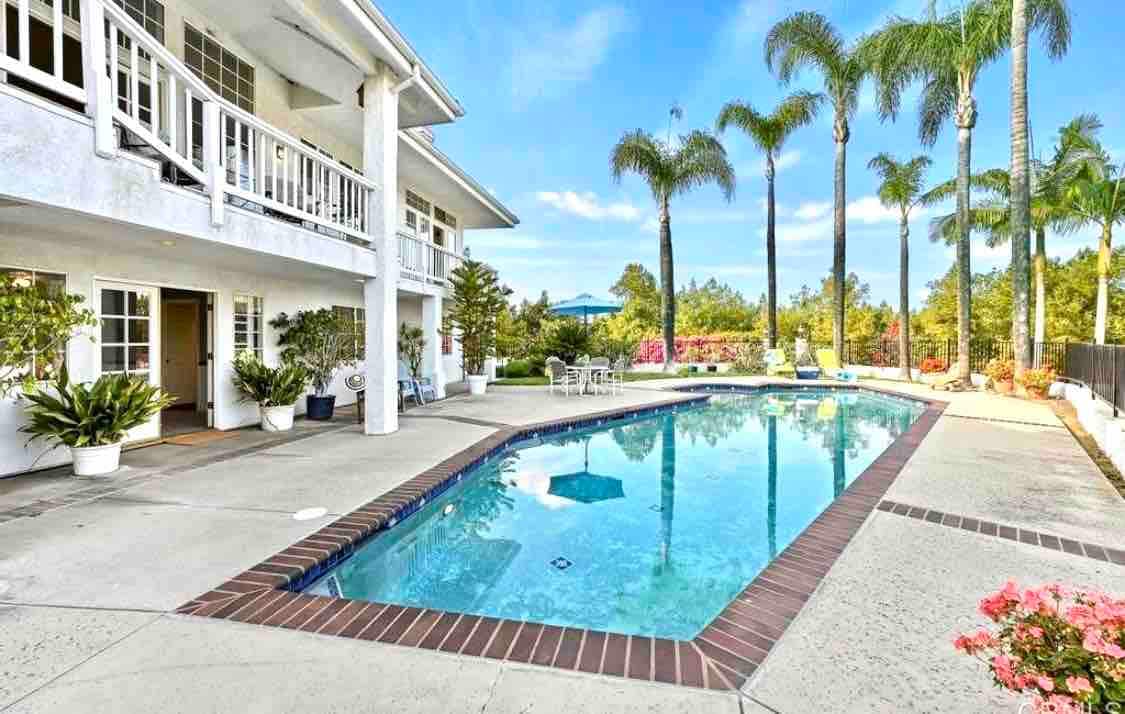 Beautiful 3600sf Fallbrook San Diego Country Home