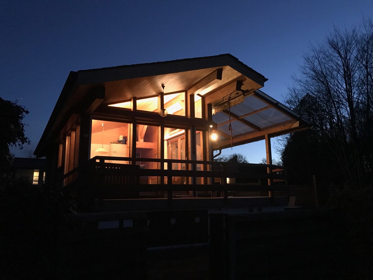 Cottage de Vully on the lakeshore