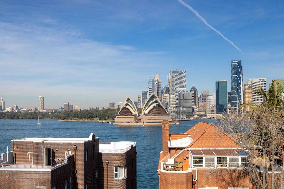 Spacious Kirribilli Penthouse - Spectacular Views