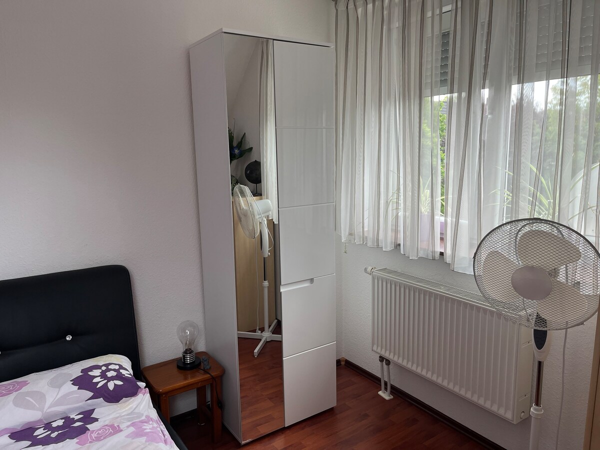 2号房-位于Ilmenau的舒适客房