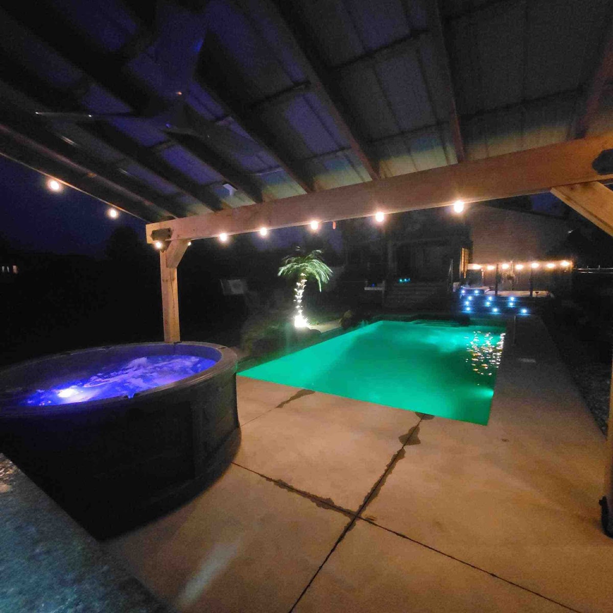 Ultimate Gamers Retreat, In-Ground pool & Hot Tub