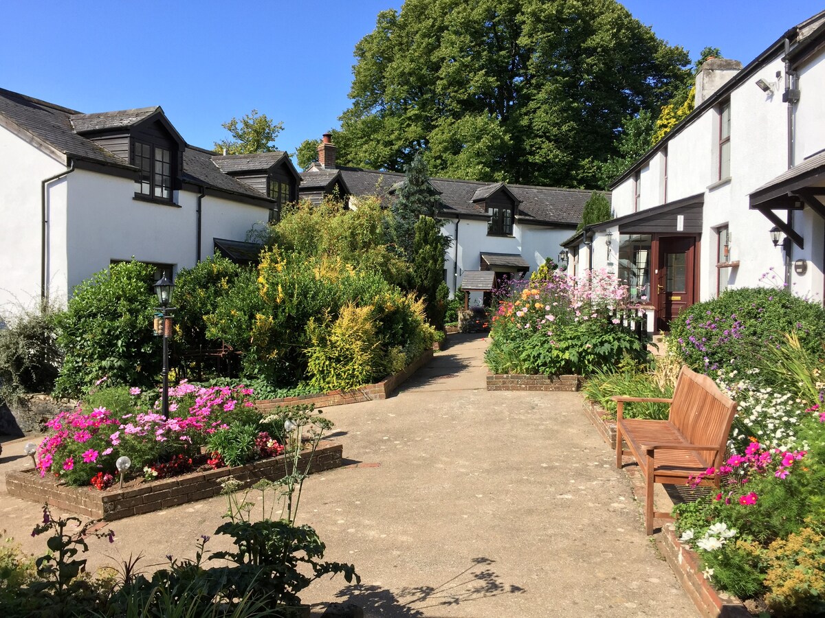 德文山庄小屋'Annery Kiln'乡村小屋