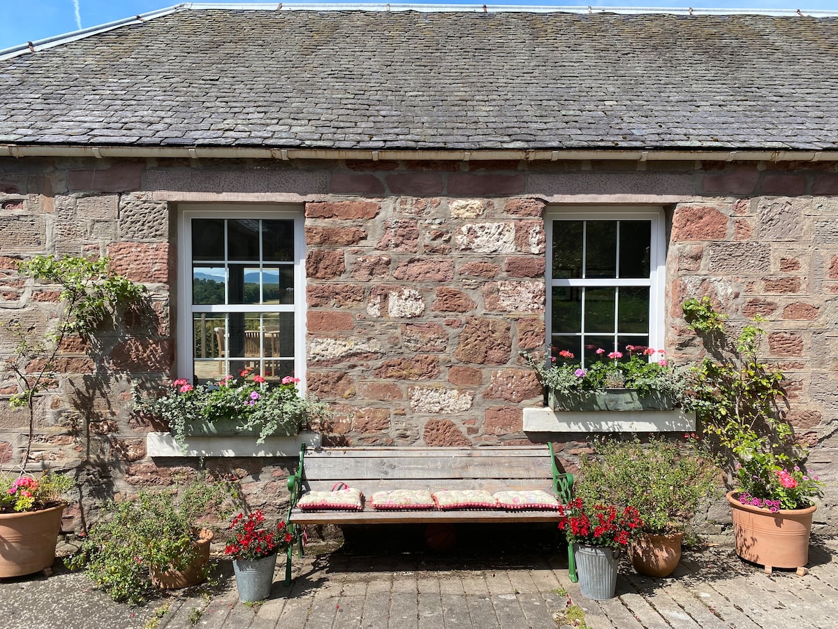 园丁小屋（ Gardeners Cottage ） -珀斯郡（ Perthshire ）的迷人景色