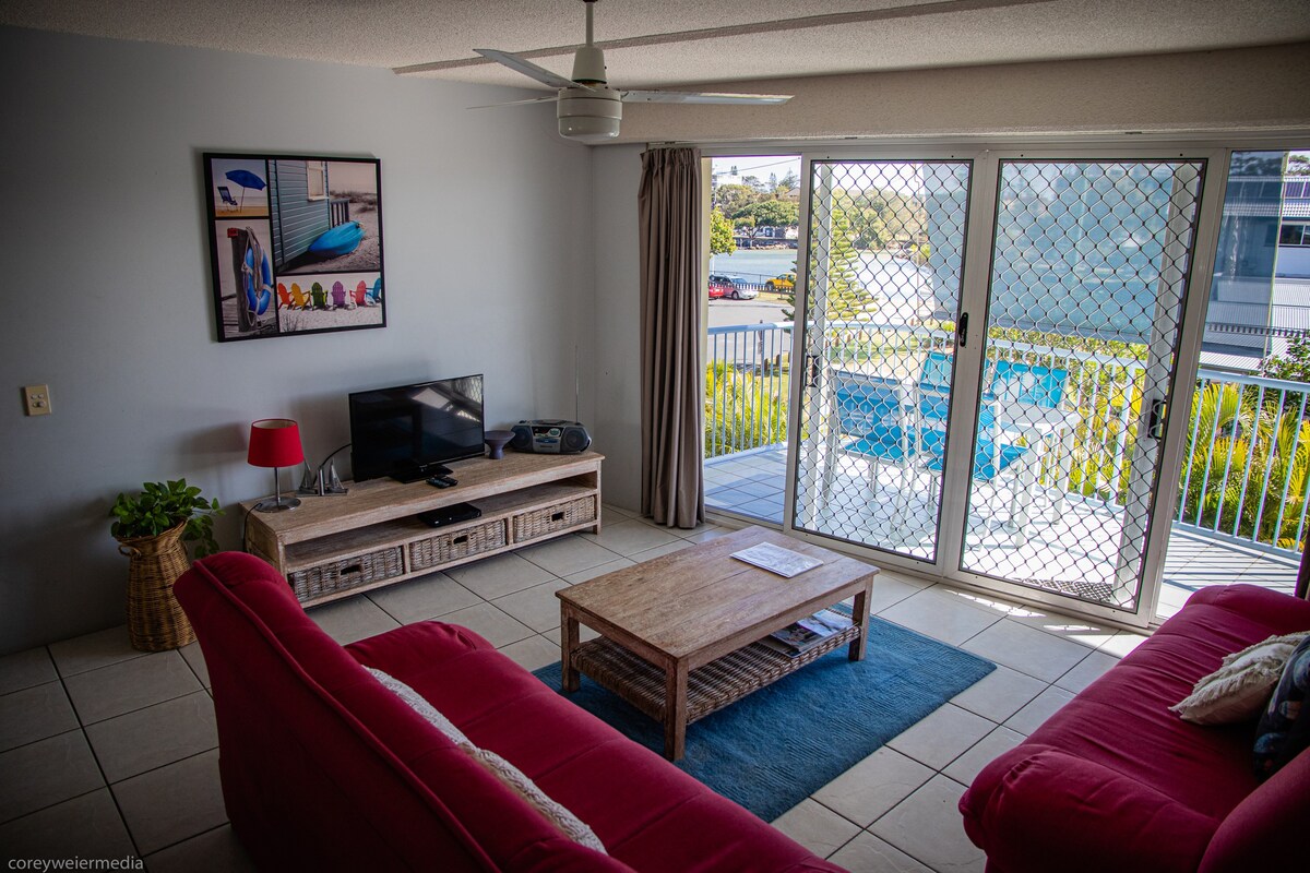Family Holiday Apartment in Caloundra Unit 9